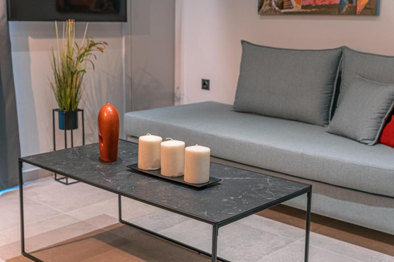 Brand New Suites In City Center Heraklion  Екстер'єр фото