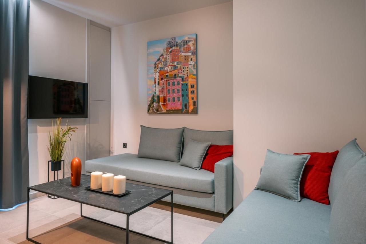 Brand New Suites In City Center Heraklion  Екстер'єр фото